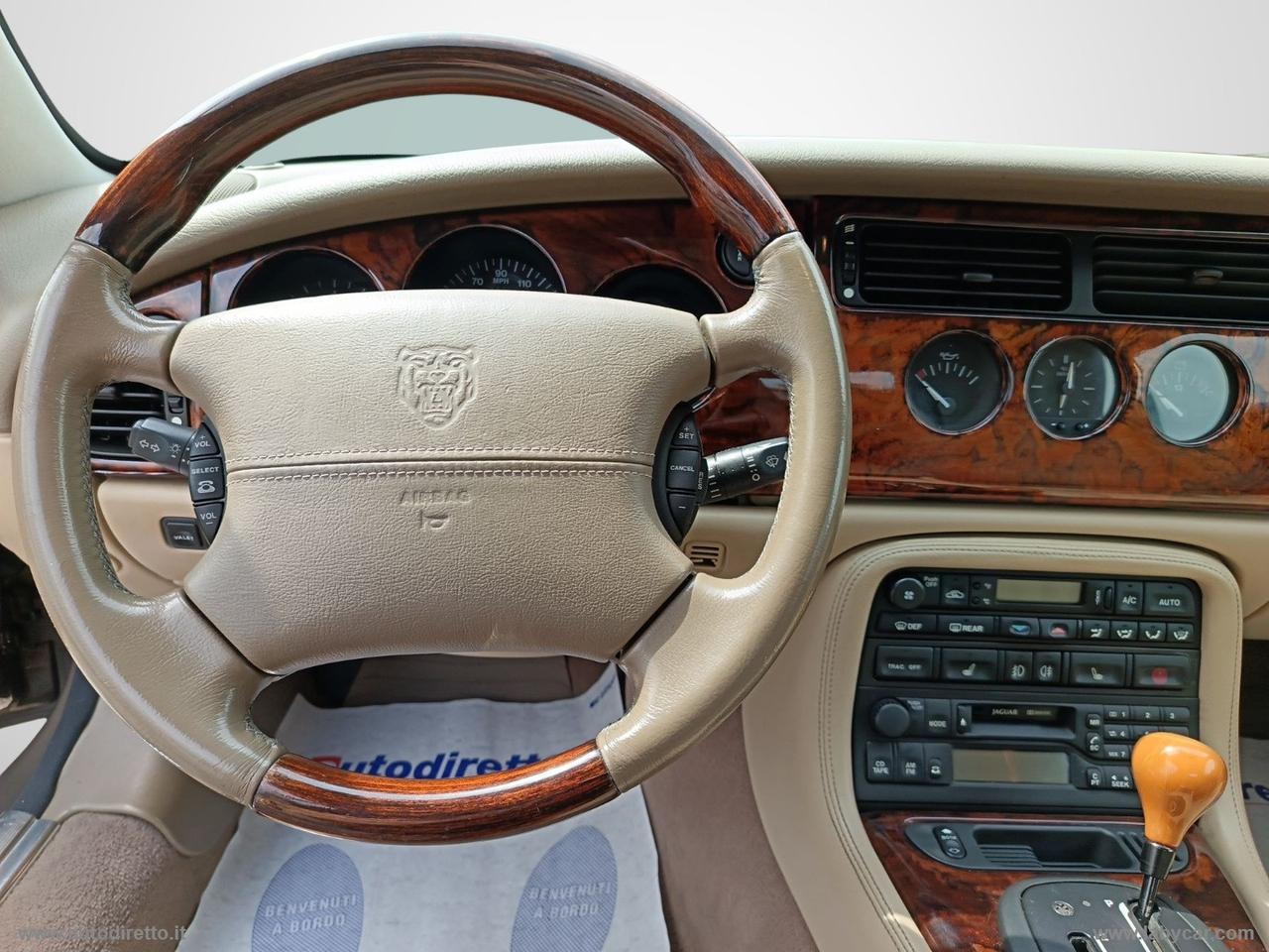 JAGUAR XK8 4.0 Convertibile