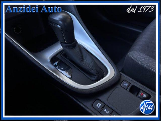 TOYOTA Yaris 1.5 Hybrid 5 porte Business