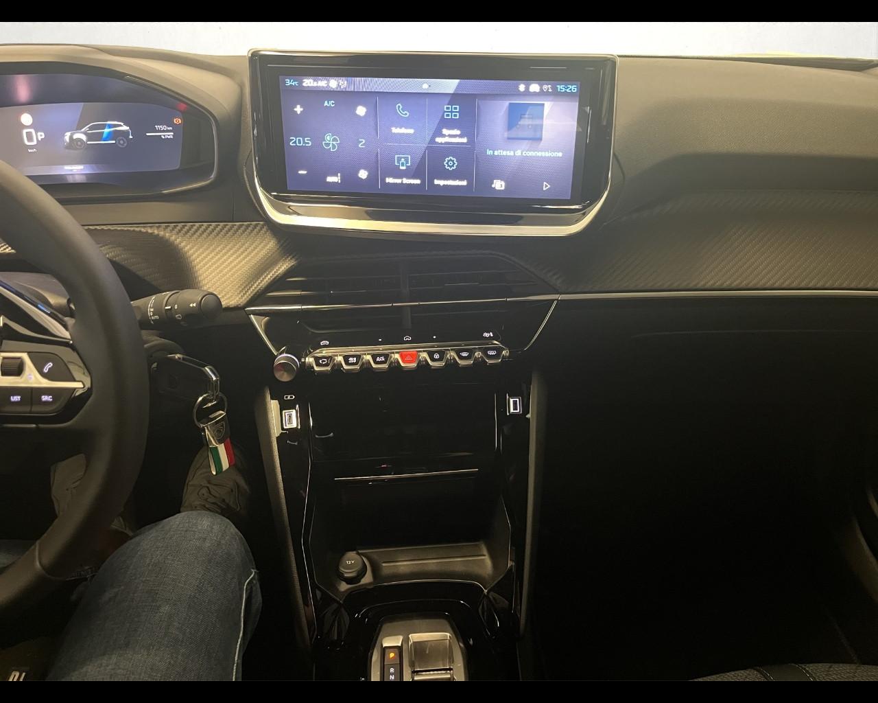 PEUGEOT 2008 Allure Hybrid 145 e-DCS6