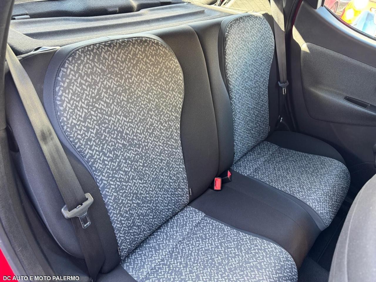 Lancia Ypsilon 1.0 Fire 69CV..Hybrid Ecochic.2022