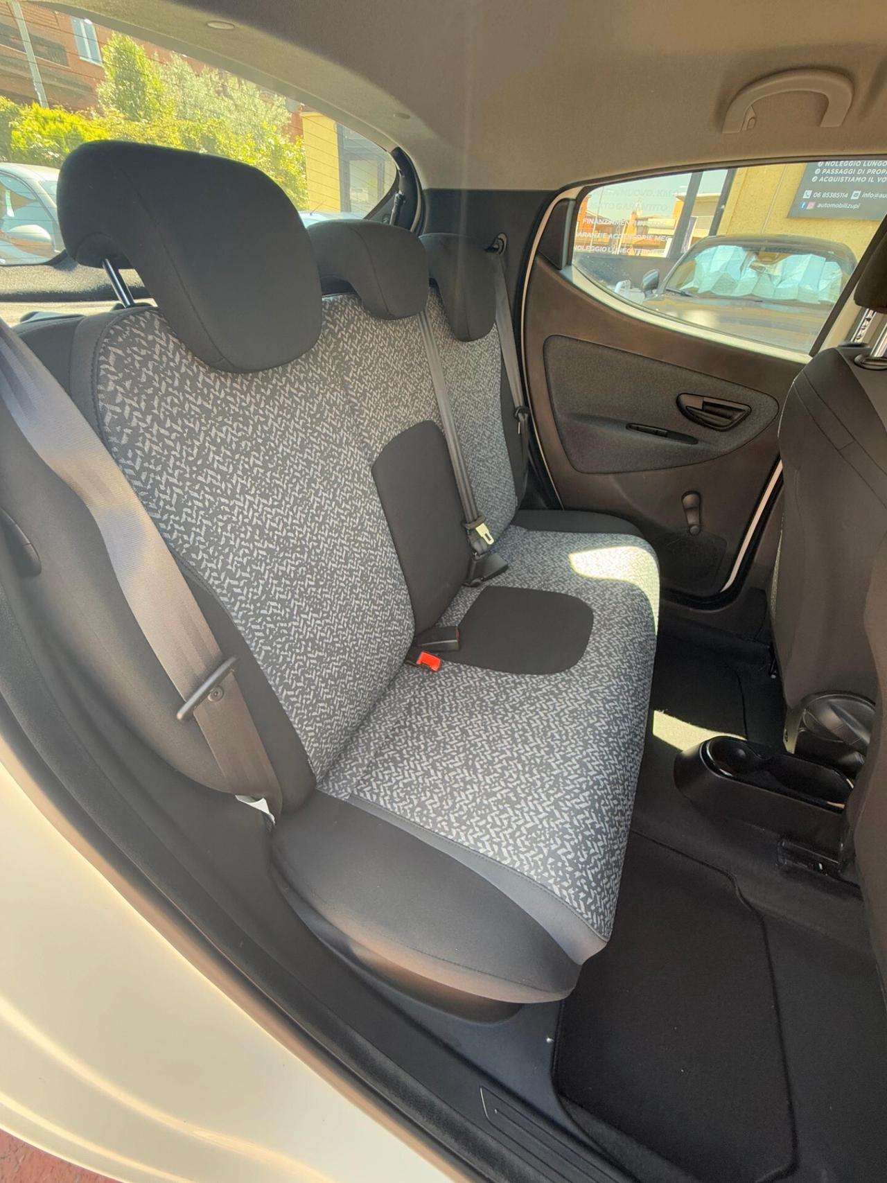 Lancia Ypsilon Hybrid 70CV *APPENA 12000KM