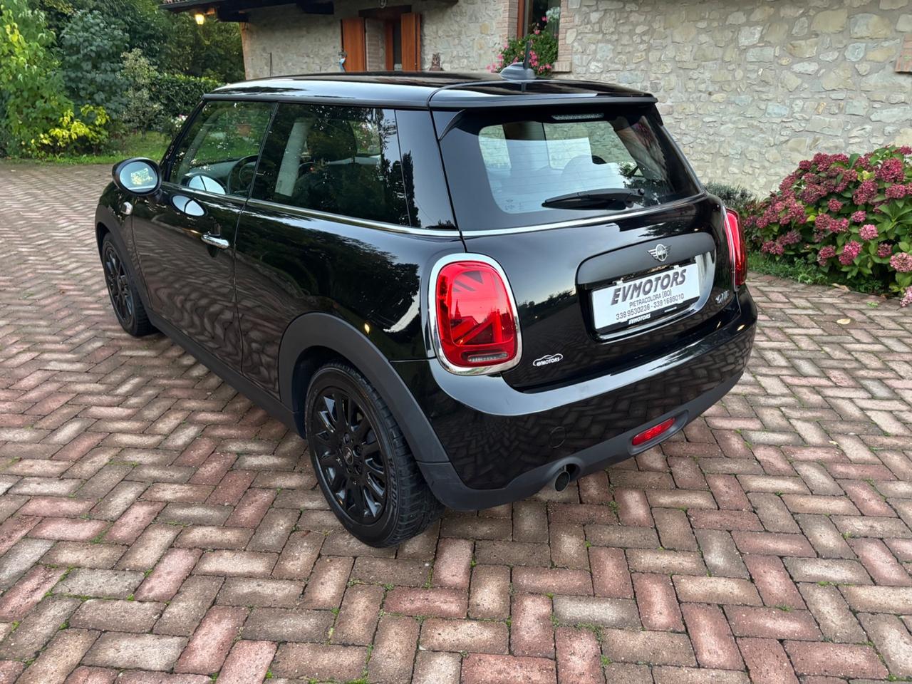 Mini 1.5 One 102 CV cambio AUTOMATICO