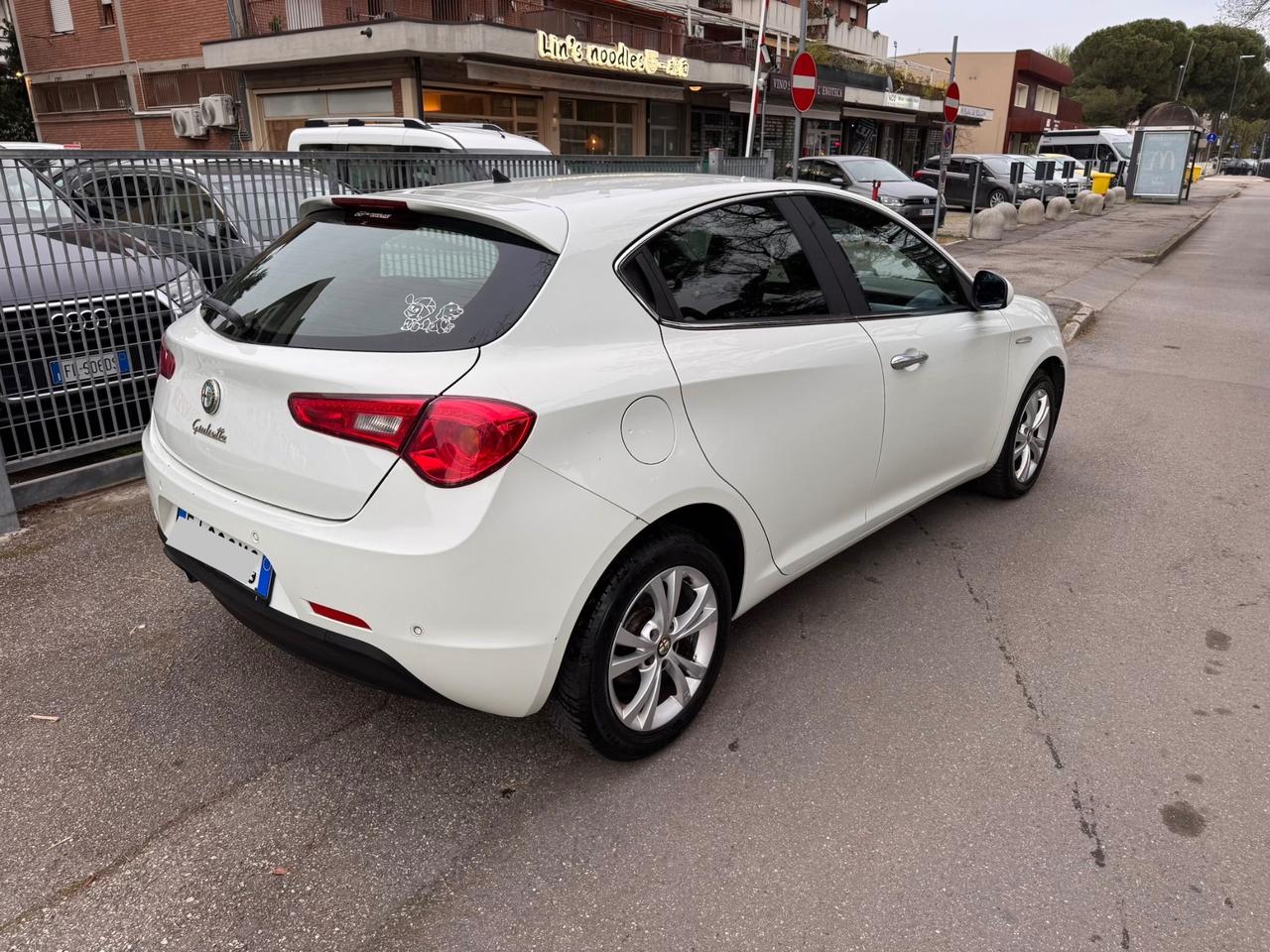 Alfa Romeo Giulietta 1.6 JTDm-2 neopaten garanzia 12 m