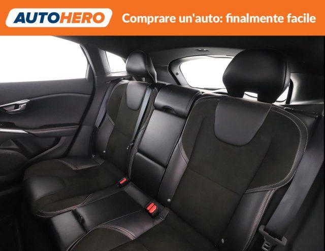 VOLVO V40 D2 R-design