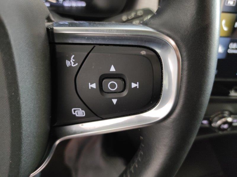 VOLVO XC40 (2017-->) - XC40 T4 Recharge Plug-in Hybrid Inscription Expression