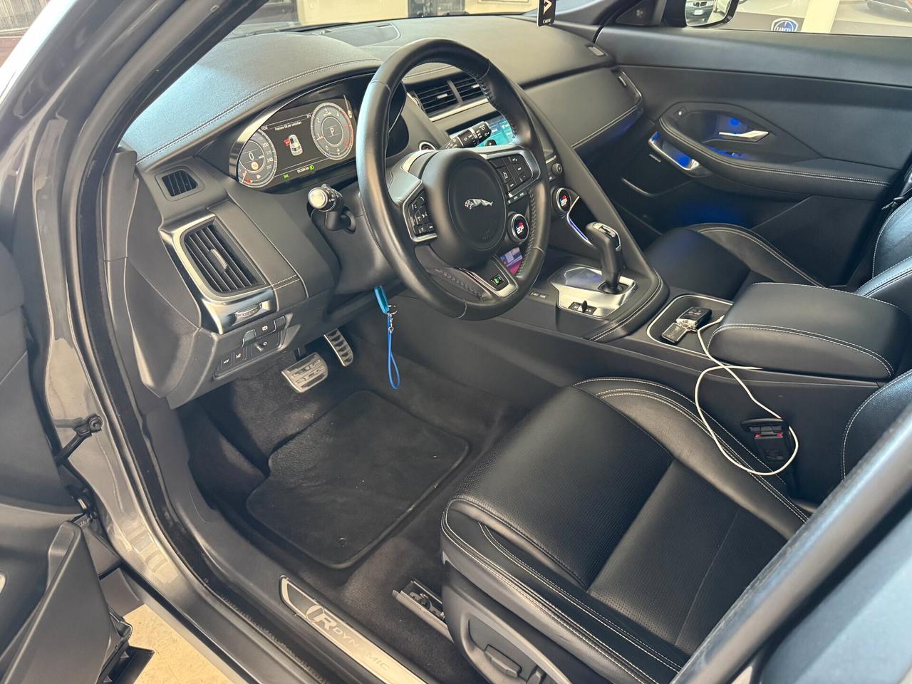 Jaguar E-Pace 2.0D 150 CV AWD aut. R-Dynamic 11/2019
