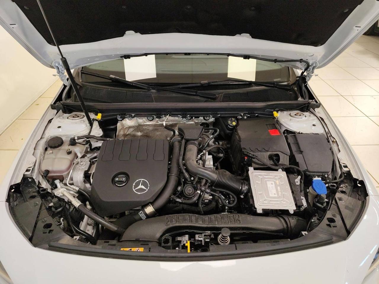 Mercedes CLA 200 Shooting Brake Premium