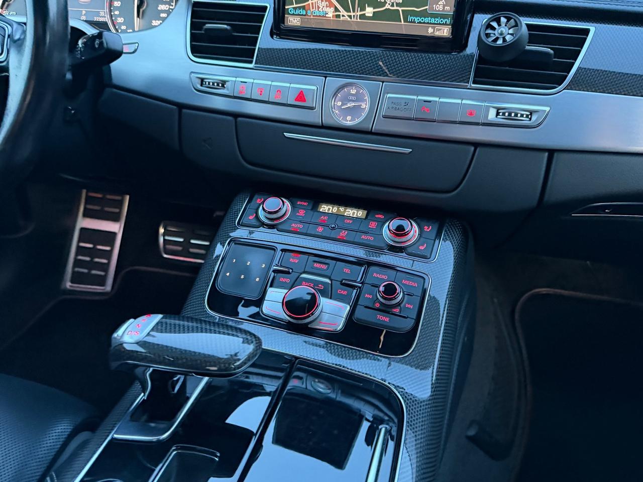 Audi S8 4.0 V8T BITURBO - FULL OPT - TAGLIANDATA -