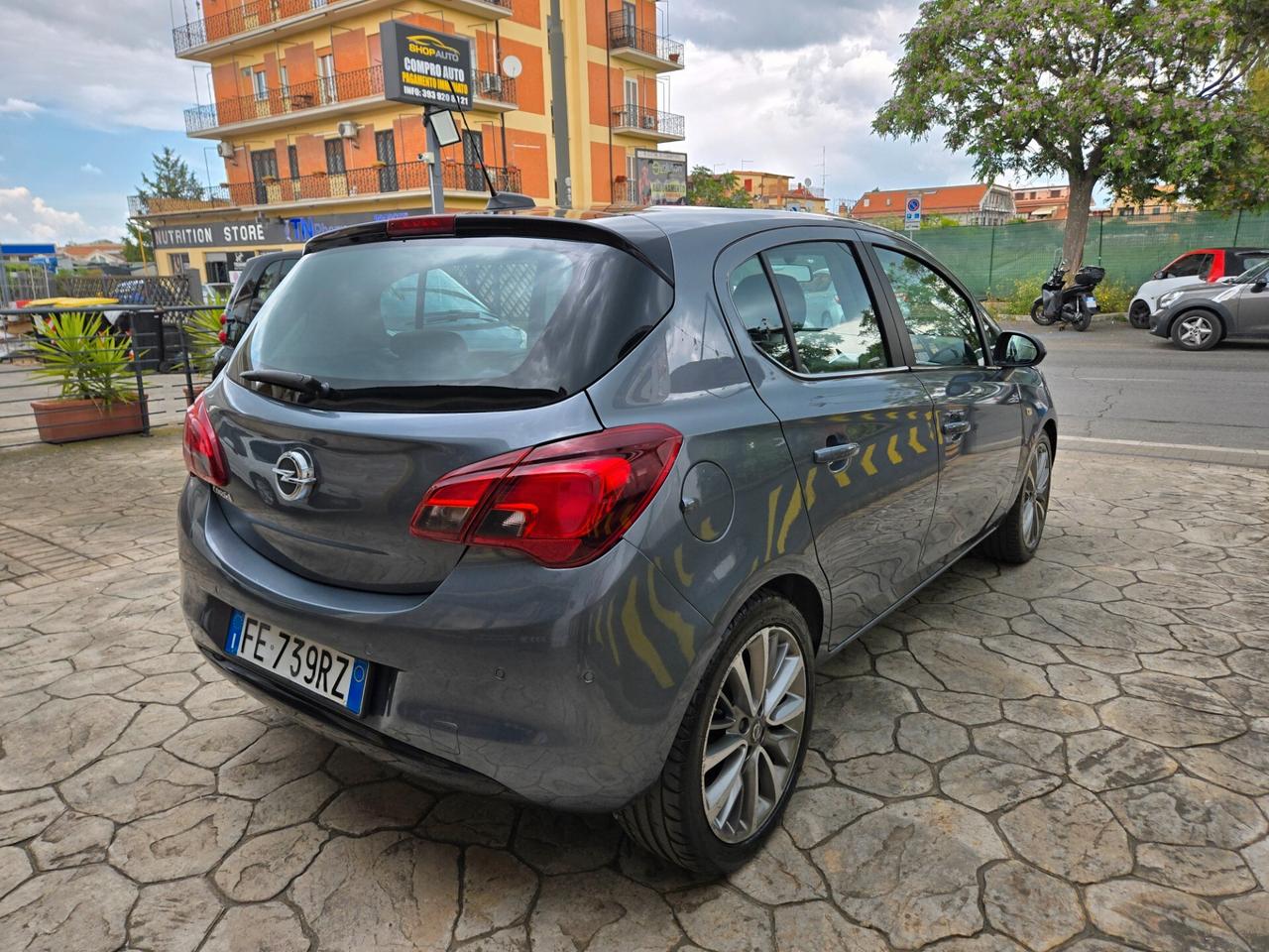 Opel Corsa 1.4 90CV CAMBIO AUTOMATICO 65.000 Km