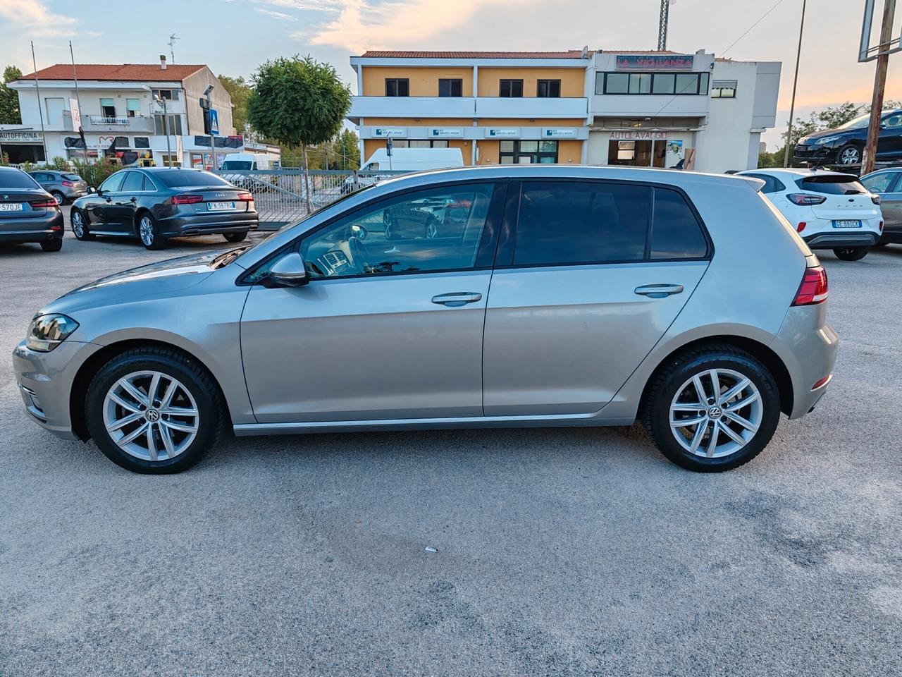 Volkswagen Golf 1.6 TDI Business BlueMotion Tech