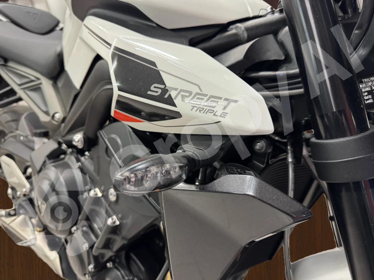 Triumph Street Triple 765R