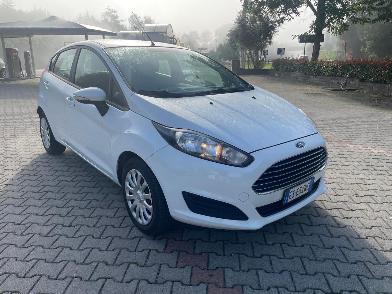 Ford Fiesta 1.4 5p. Bz.- GPL Titanium