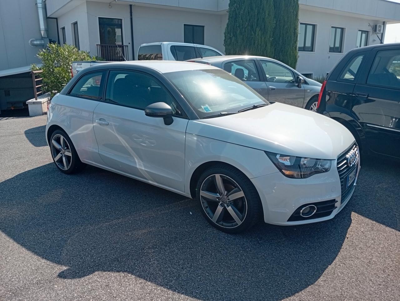 Audi A1 1.6 TDI S tronic Attraction NEOPATENTATI OK