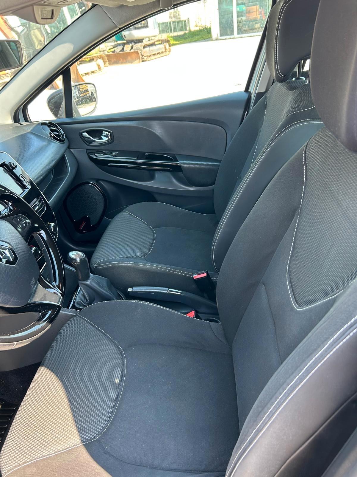 Renault Clio 1.2 75CV 5 porte Live OK NEO PATENTATI