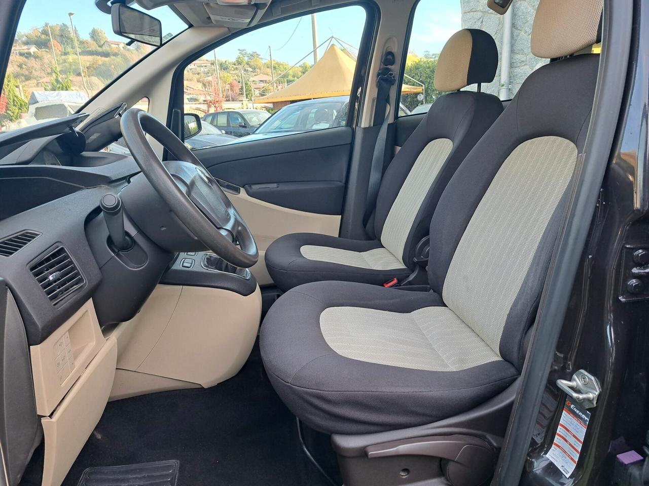 Lancia MUSA 1.4 16V Platino Plus