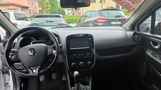 RENAULT Clio 1.2 75CV 5 porte Wave