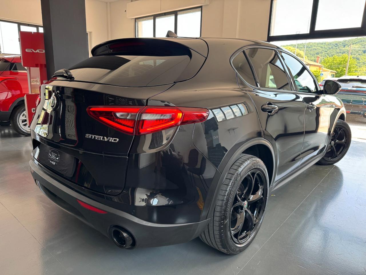 Alfa Romeo Stelvio 2.2 TD190CV Q4 Total Black-2021