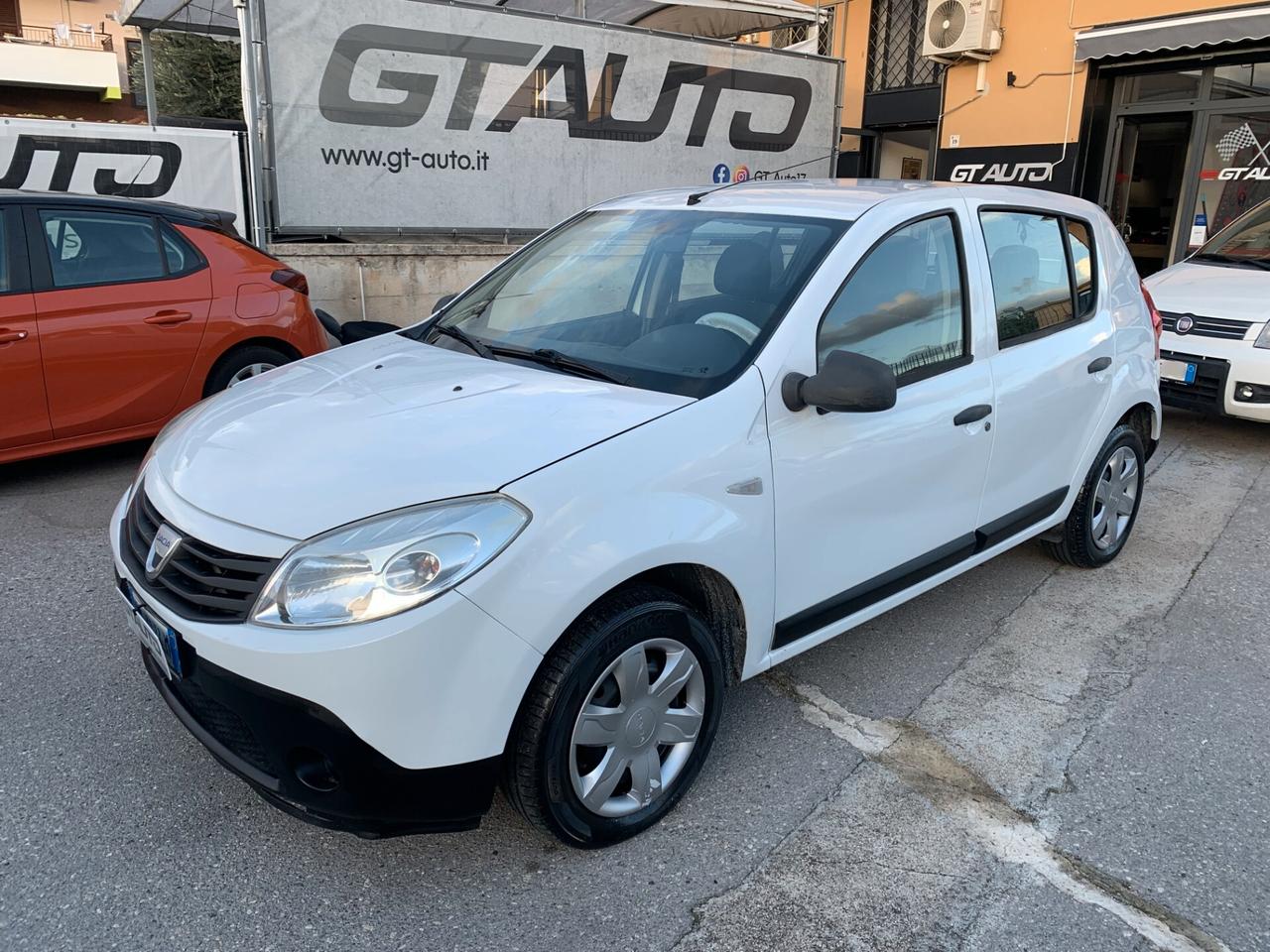 Dacia Sandero 1.4 GPL Laureate