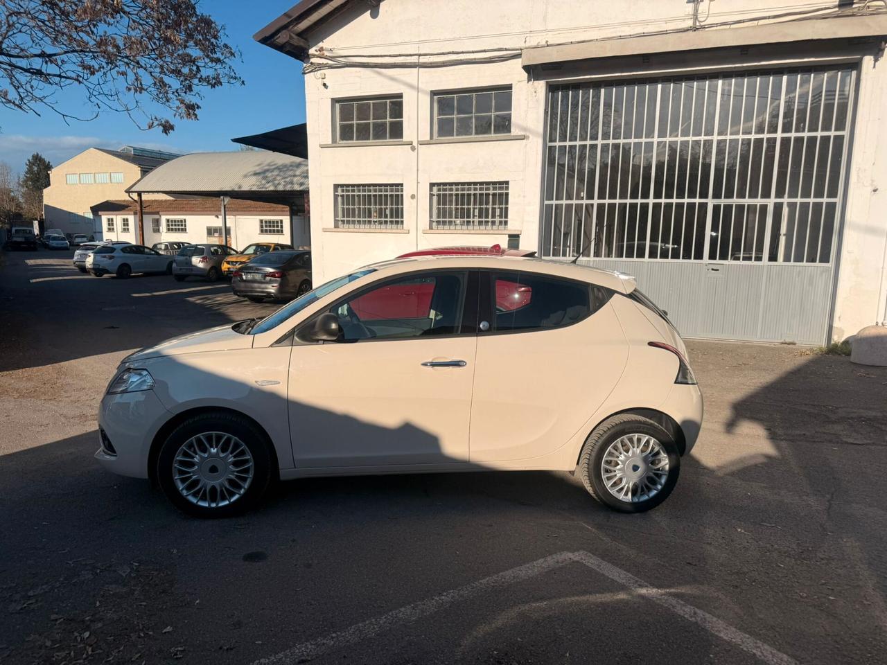 Lancia Ypsilon 1.2 69 CV 5 porte GPL Ecochic Silver