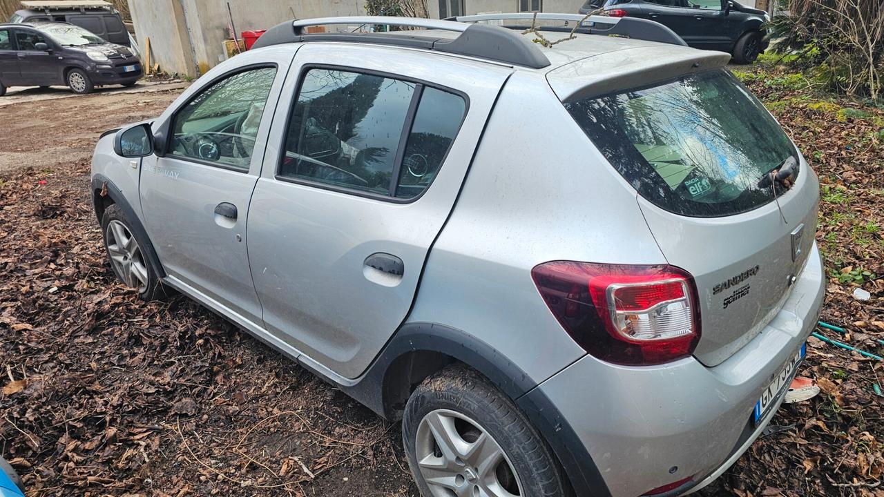 Dacia Sandero Stepway 1.5 dCi 8V 90CVolo contatto telefonico..no meil info 3792464507