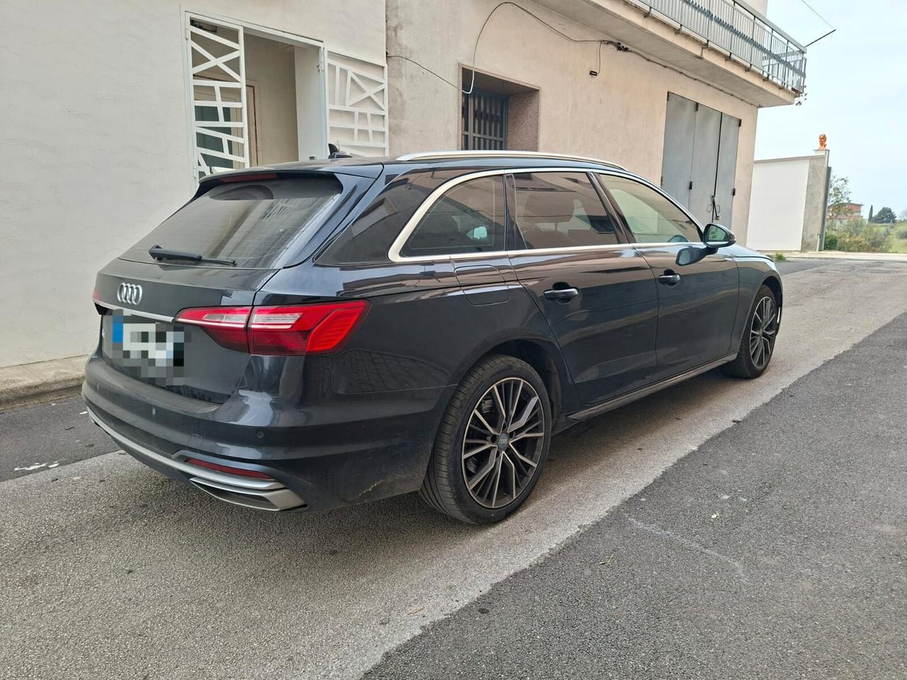 Audi A4 35 TDI/163 CV S tronic Business Advanced