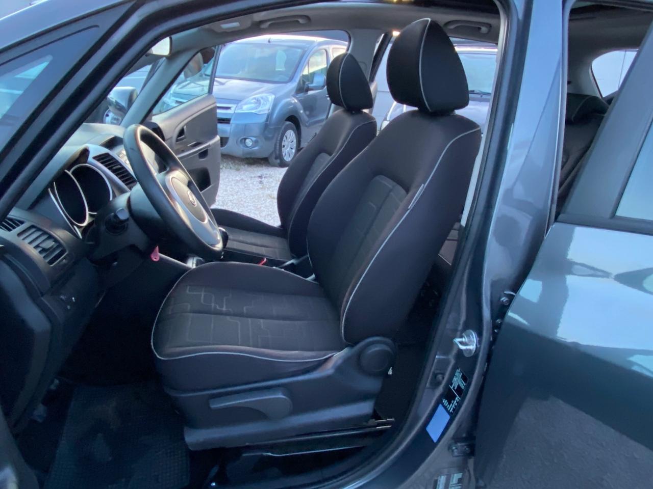Kia Venga 1.4 CRDi 90CV WGT Fullsky