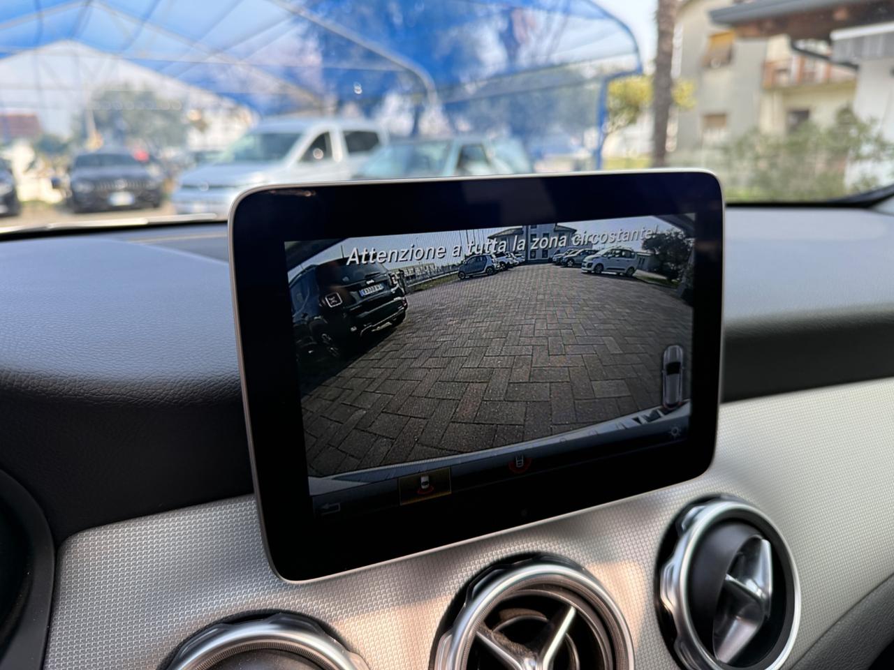 Mercedes-benz GLA 180 Business