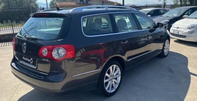 VOLKSWAGEN Passat 2.0 TDI 170CV DPF Var.DSG Highline