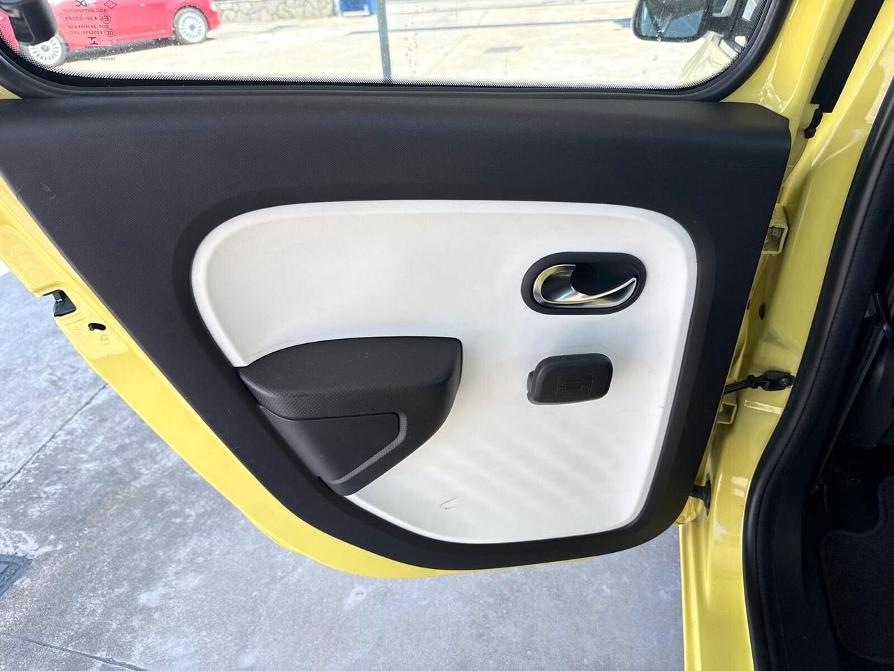 Renault Twingo 1.0 SCe Live