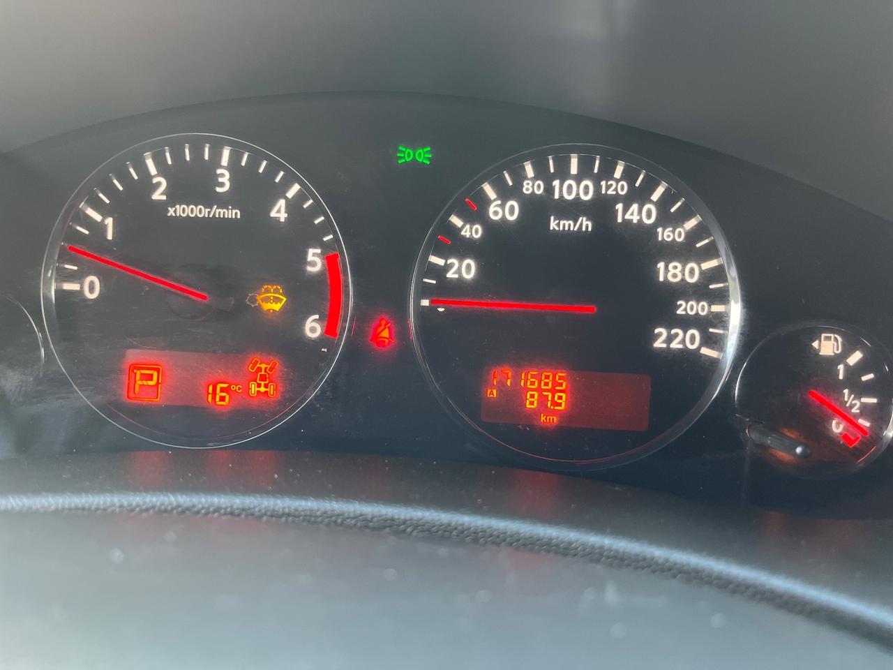 Nissan Navara 3.0 dCi 4 porte Double Cab LE V6