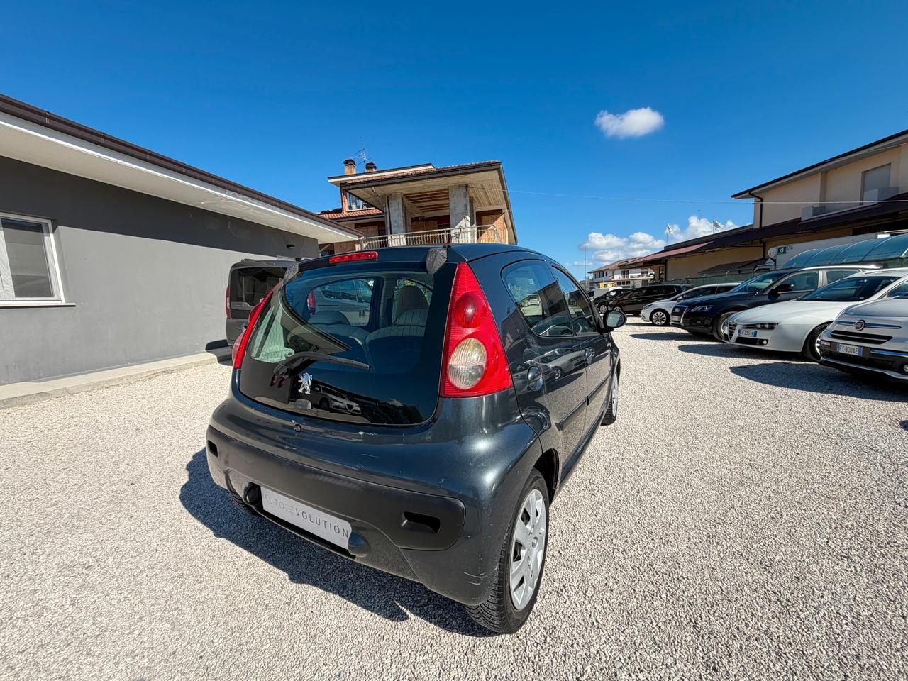 Peugeot 107 1.0 68CV 5p. Sweet Years 238.717 km
