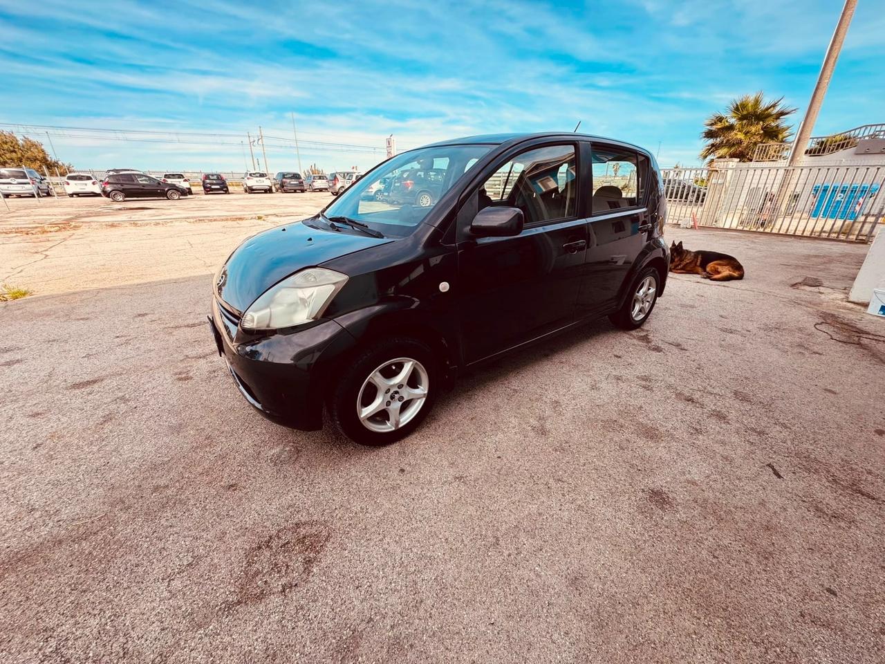 Daihatsu Sirion 1.3 16V 4WD Mio