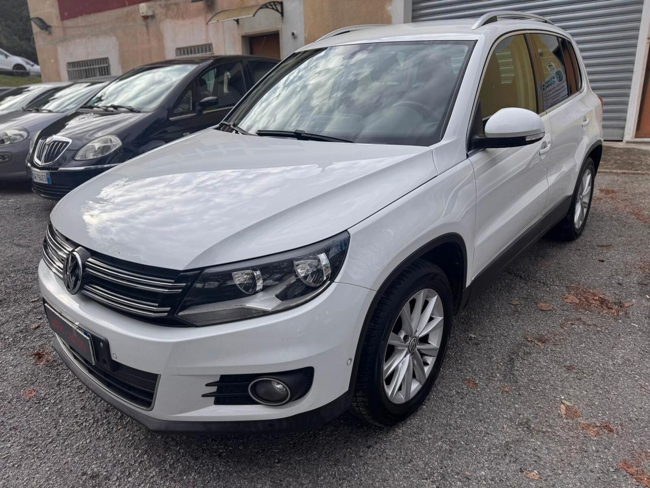 Volkswagen Tiguan 2.0 TDI 110 CV Sport & Style BlueMotion Technology E6