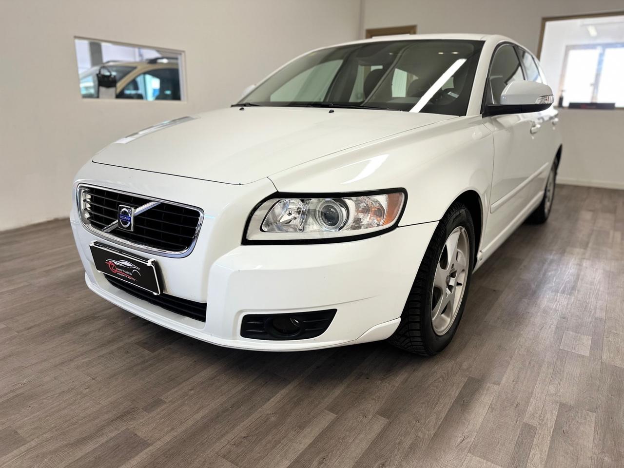 Volvo V50 D4 Momentum