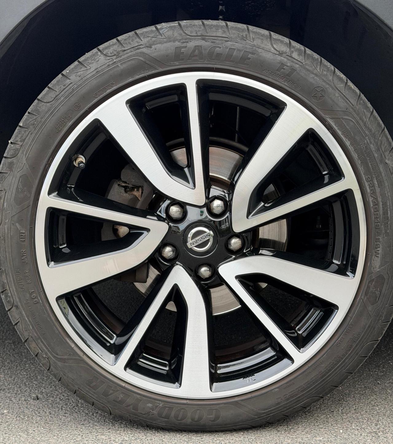 Nissan Qashqai 1.5 dCi 110CV TEKNA