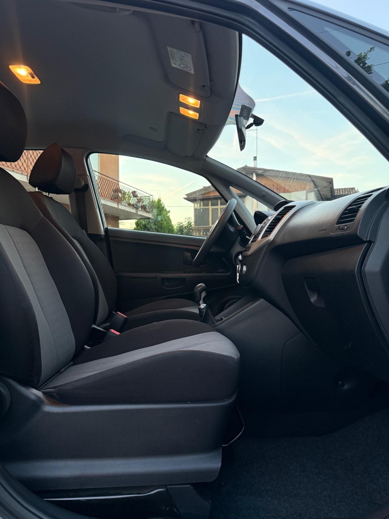 Kia Venga 1.4 CRDi 90CV Cool