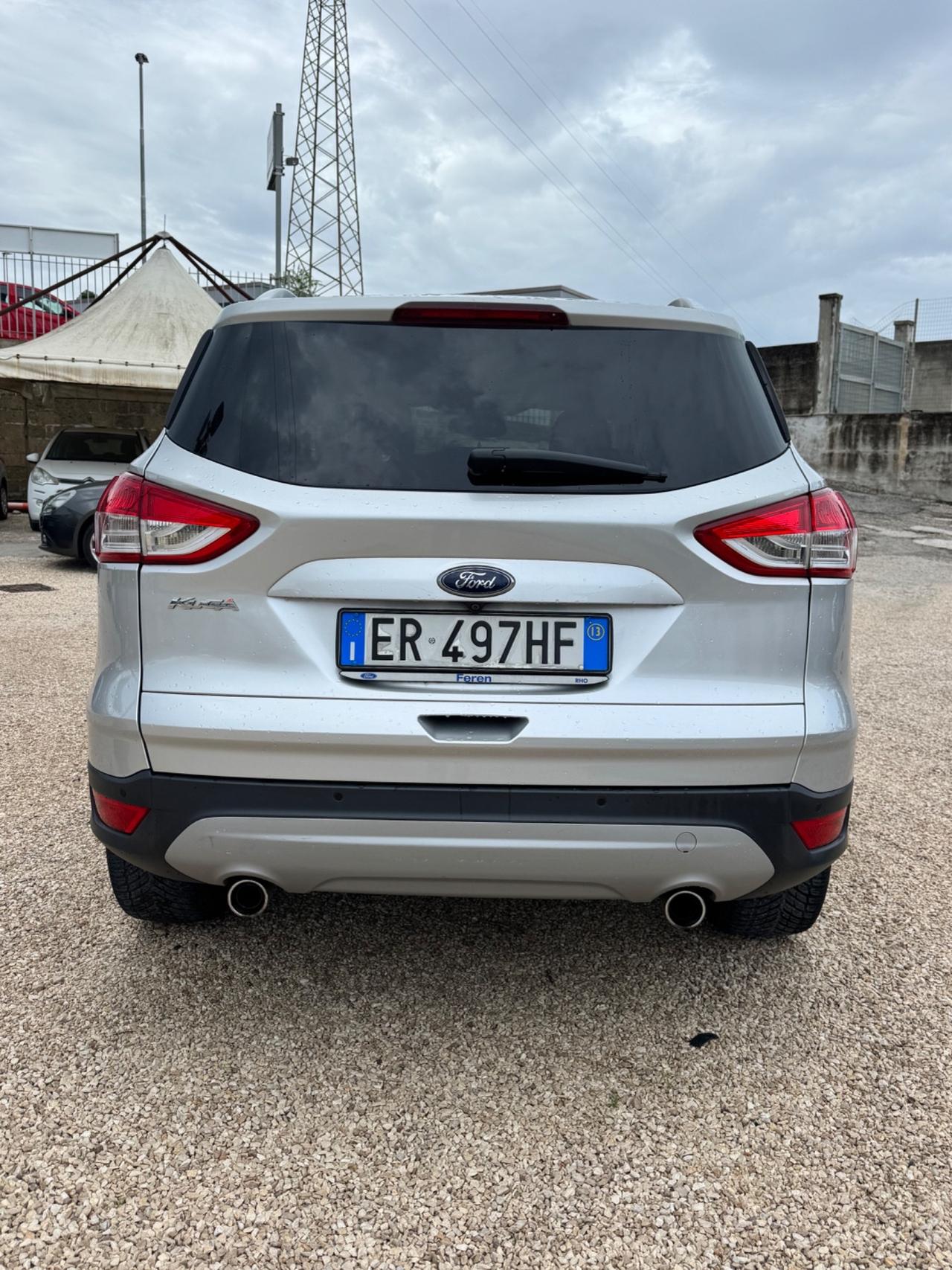 Ford Kuga 2.0 TDCI 140 CV 4WD Powershift Titanium