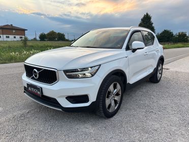 Volvo XC40 T3 Momentum