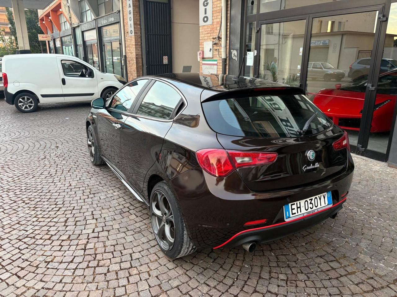 Alfa Romeo Giulietta 2.0 JTDm-2 140 CV Exclusive