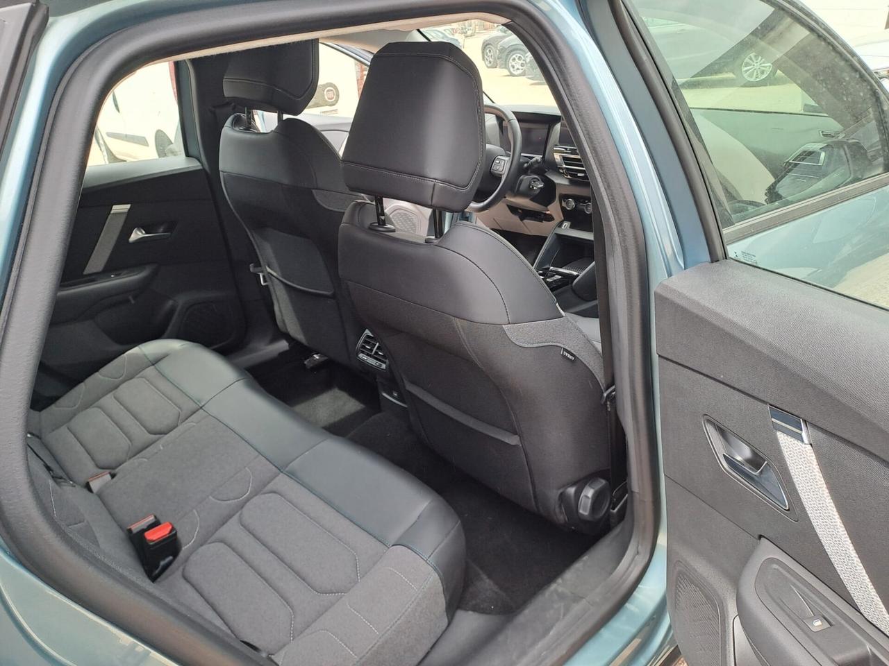 Citroen C4 PureTech 130 S&S EAT8 Shine