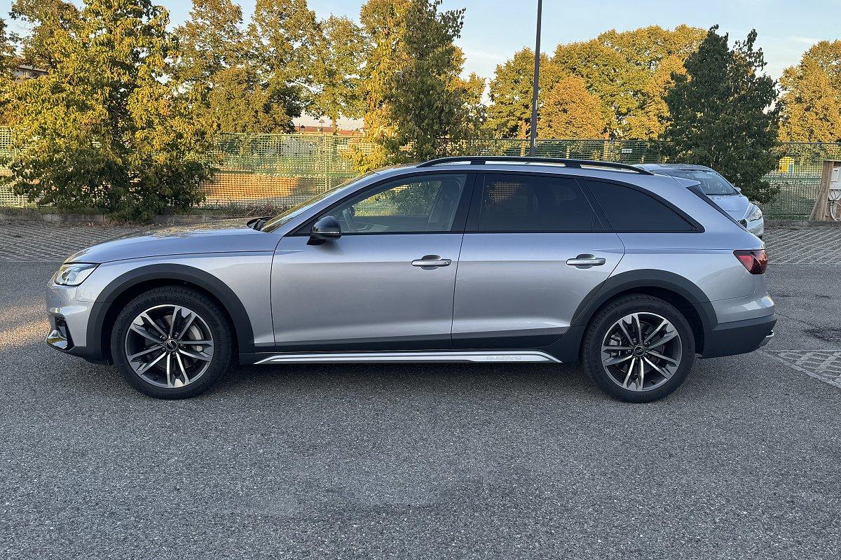 AUDI A4 allroad 45 TFSI 265 CV S tronic Identity Contrast