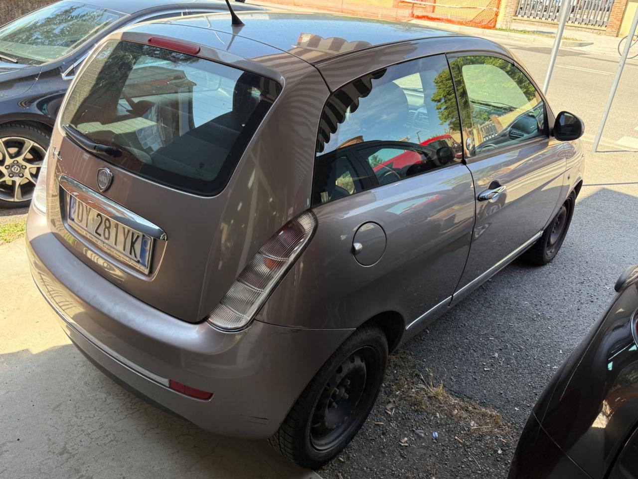Lancia Ypsilon 1.4 Platino Ecochic GPL
