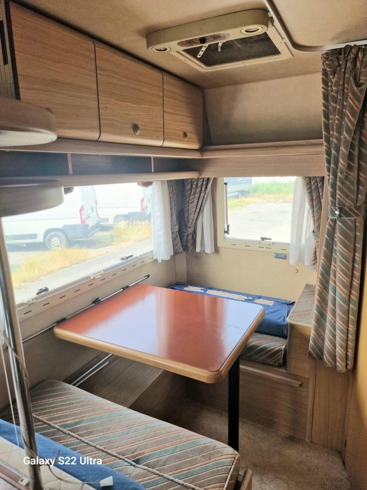 Laika Ecovip 6 MANSARDATO del 1997 in saldo 062