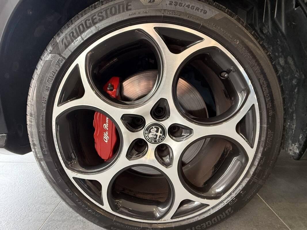 Alfa Romeo Tonale 1.5 hybrid Veloce 160cv tct7