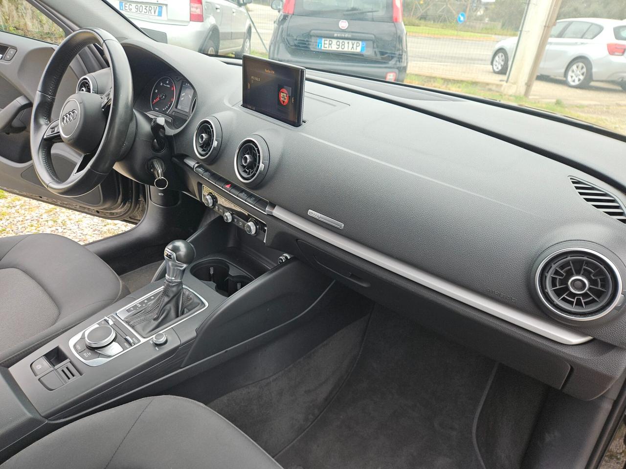 Audi A3 SPB 35 TDI S tronic Business