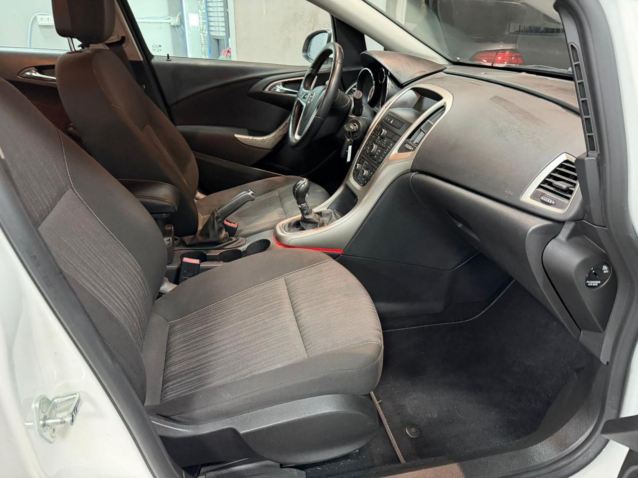 Opel Astra 1.7 CDTI 110CV 5 porte Cosmo