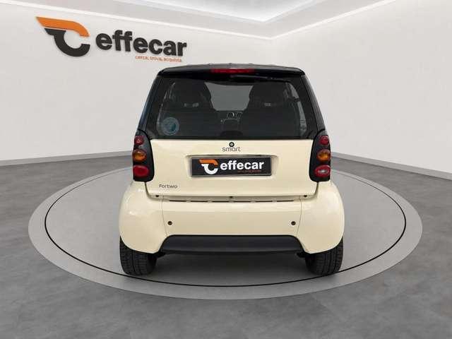smart forTwo 700 coupé pure (45 kW)