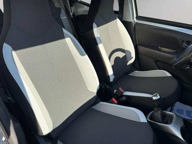 TOYOTA Aygo 1.0 VVT-i 69 CV 5 porte x-cite TSS