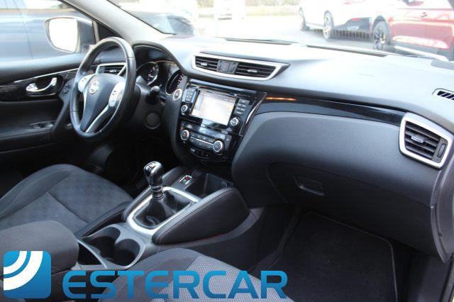 NISSAN Qashqai 1.6 dCi 4WD N-Connecta TETTO