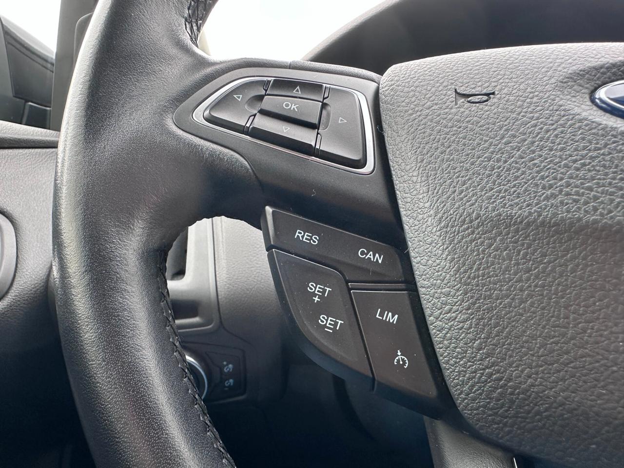 FORD FOCUS SW 1.5TDCI 120CV AUTOMATICA EURO6! NAVI! CARPLAY!